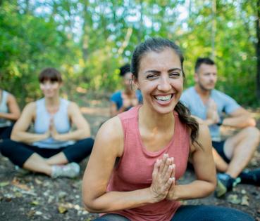 El yoga de la risa, una opción para ser más feliz